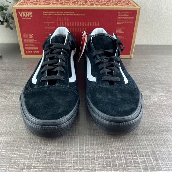 Vans Old Skool. Classic Suede shoes. New. - Picture 2 of 8